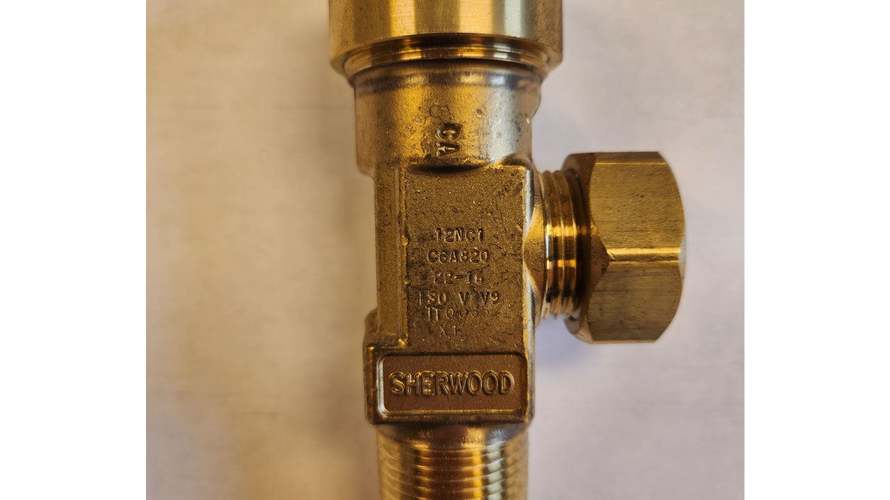 VL1214AX1-CL1 & Sherwood 1214AX1-CL1 - Ton Container Valves