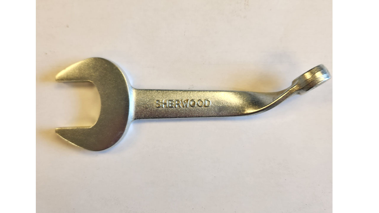 635X - Chlorine Wrench Twisted